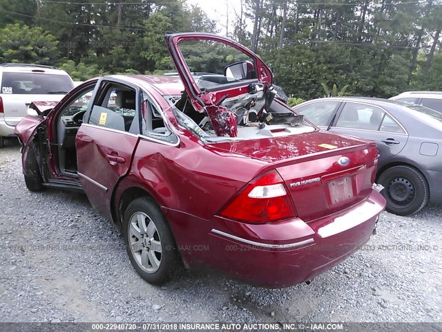 1FAFP24125G104451 - 2005 FORD FIVE HUNDRED SEL RED photo 3