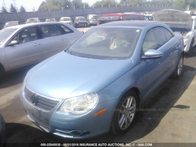 WVWFA71F29V005963 - 2009 VOLKSWAGEN EOS LUX BLUE photo 2