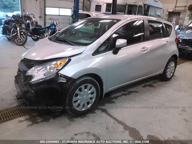 3N1CE2CP2FL405858 - 2015 NISSAN VERSA NOTE S/S PLUS/SV/SL/SR SILVER photo 2