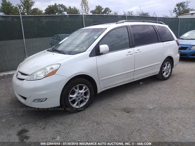 5TDZA22C36S545414 - 2006 TOYOTA SIENNA XLE/XLE LIMITED WHITE photo 2