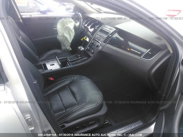 1FAHP2FW6AG136492 - 2010 FORD TAURUS LIMITED 银色 照片 5