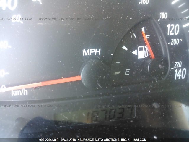 4T1BE32KX2U039325 - 2002 TOYOTA CAMRY LE/XLE/SE Qara foto 7