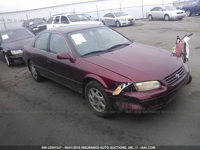 JT2BF28K6X0160279 - 1999 TOYOTA CAMRY LE/XLE MAROON photo 1