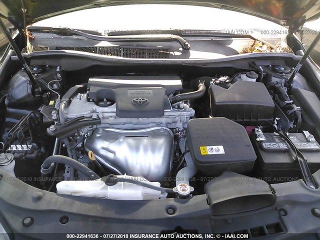 4T1BF1FK7HU361666 - 2017 TOYOTA CAMRY LE/XLE/SE/XSE 深蓝色 照片 10