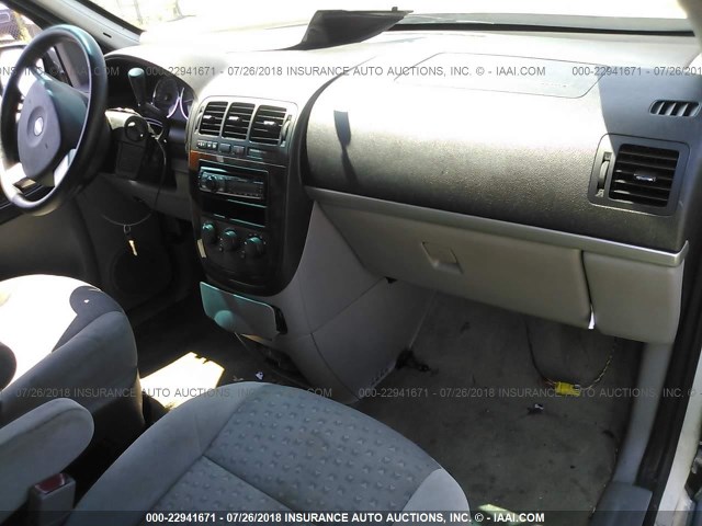 1GNDV23L06D151644 - 2006 CHEVROLET UPLANDER LS WHITE photo 5