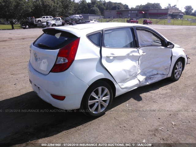 KMHCU5AE7EU164107 - 2014 HYUNDAI ACCENT GLS/SE WHITE photo 4