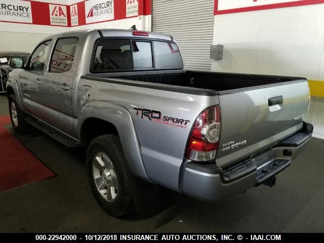 3TMJU4GN0FM190292 - 2015 TOYOTA TACOMA DOUBLE CAB PRERUNNER SILVER photo 3