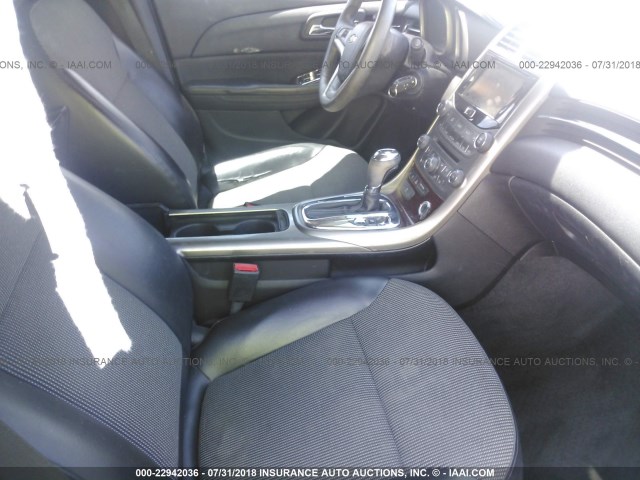 1G11D5RR1DF116861 - 2013 CHEVROLET MALIBU 1LT 灰色 照片 5