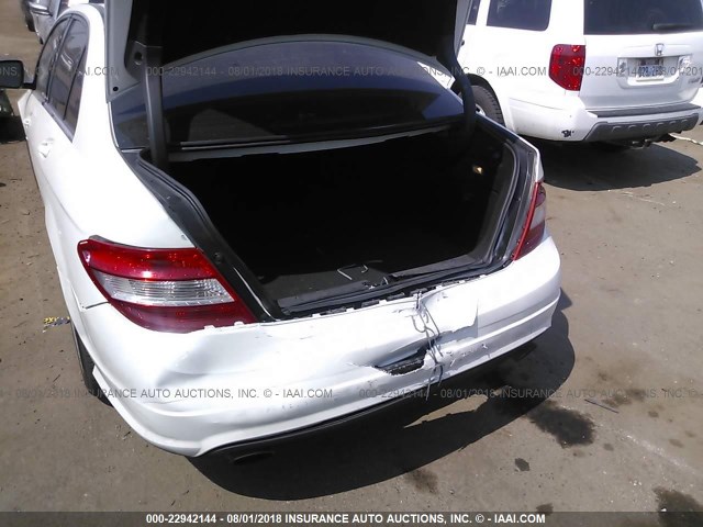 WDDGF81X58F192389 - 2008 MERCEDES-BENZ C 300 4MATIC WHITE photo 6