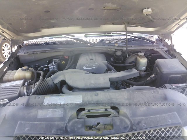 3GNEC13T32G134077 - 2002 CHEVROLET AVALANCHE C1500 SILVER photo 10