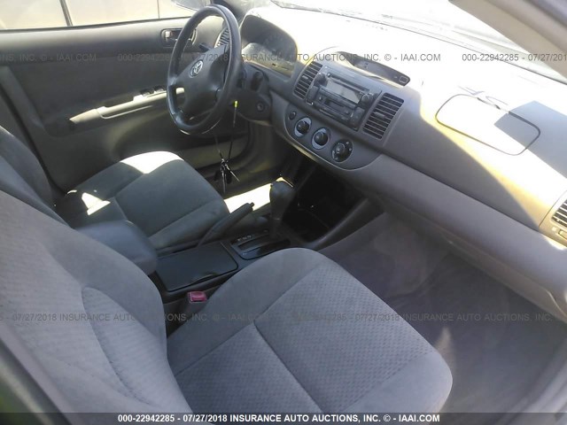 4T1BE32KX4U892374 - 2004 TOYOTA CAMRY LE/XLE/SE Boz foto 5