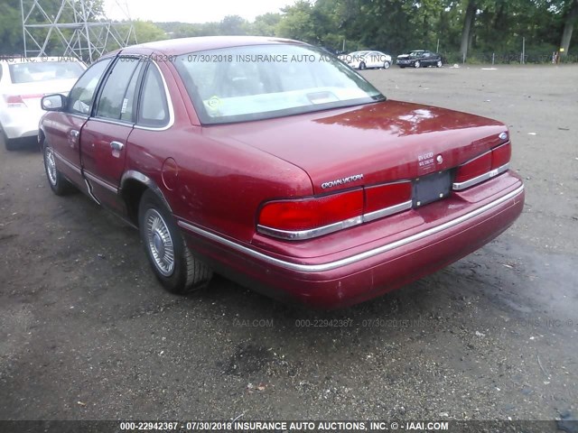 2FALP73W5VX230469 - 1997 FORD CROWN VICTORIA  MAROON photo 3