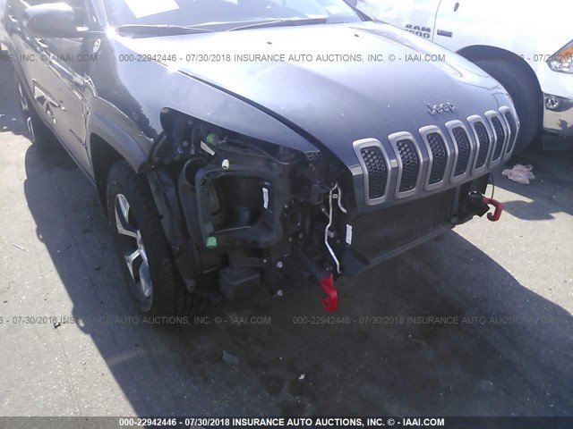 1C4PJMBS3GW220788 - 2016 JEEP CHEROKEE TRAILHAWK 灰色 照片 6