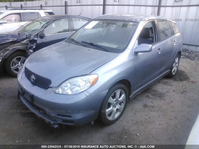 2T1KR32EX4C216698 - 2004 TOYOTA COROLLA MATRIX XR BLUE photo 2
