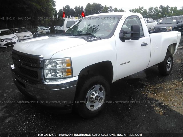 1GC0CVCGXDF200917 - 2013 CHEVROLET SILVERADO C2500 HEAVY DUTY WHITE photo 2