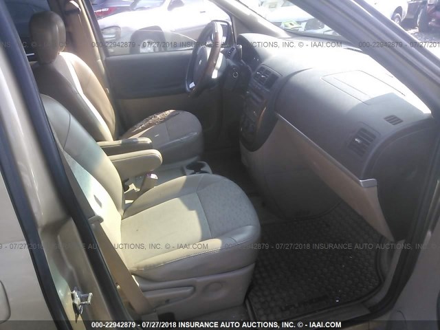 1GNDV23L25D184496 - 2005 CHEVROLET UPLANDER LS ოქროსფერი ფოტო 5