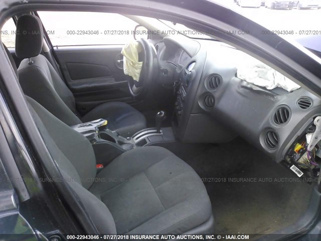 2G2WP522951314831 - 2005 PONTIAC GRAND PRIX BLACK photo 5