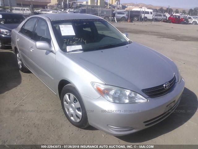 4T1BE32K24U810475 - 2004 TOYOTA CAMRY LE/XLE/SE 银色 照片 1