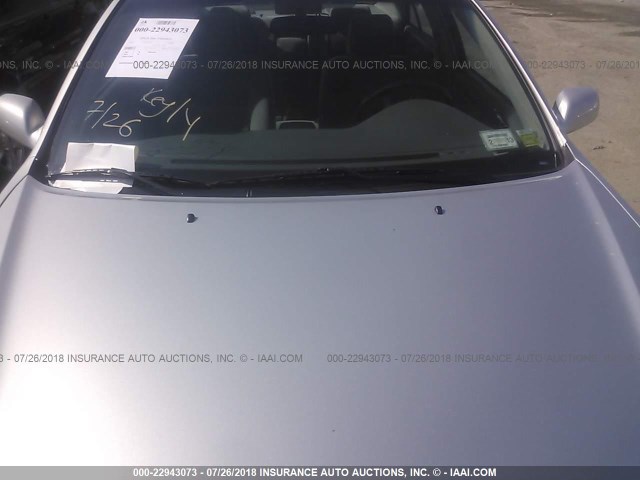 4T1BE32K24U810475 - 2004 TOYOTA CAMRY LE/XLE/SE 银色 照片 6