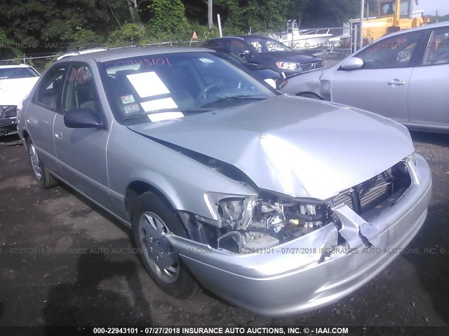 4T1BG22K41U071478 - 2001 TOYOTA CAMRY CE/LE/XLE 银色 照片 6