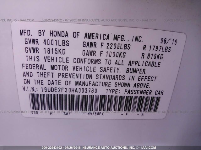 19UDE2F30HA003780 - 2017 ACURA ILX WATCH PLUS WHITE photo 9