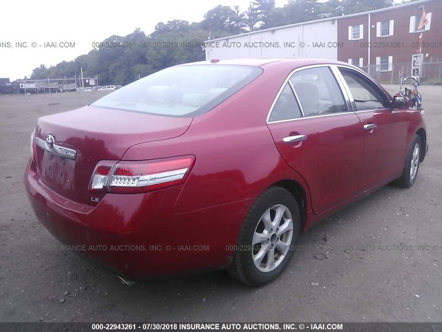 4T1BK3EKXBU613734 - 2011 TOYOTA CAMRY SE/LE/XLE წითელი ფოტო 4