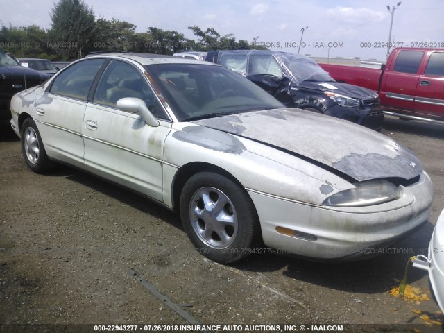 1G3GR62C1W4124827 - 1998 OLDSMOBILE AURORA WHITE photo 1