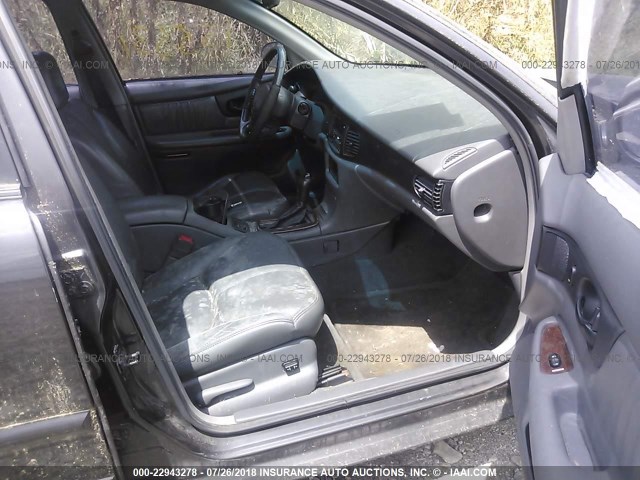 2G4WB55K721128914 - 2002 BUICK REGAL LS GRAY photo 5