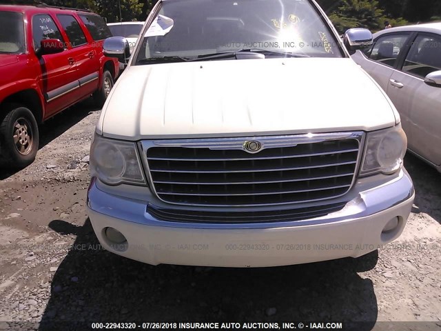 1A8HX58P67F580352 - 2007 CHRYSLER ASPEN LIMITED კრემისფერი ფოტო 6