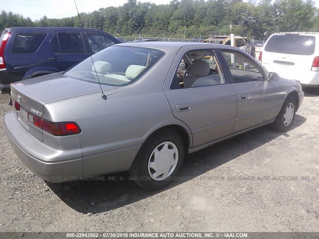 4T1BG22K8WU353890 - 1998 TOYOTA CAMRY CE/LE/XLE ნაცრისფერი ფოტო 4