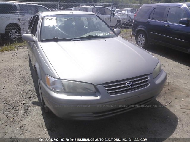 4T1BG22K8WU353890 - 1998 TOYOTA CAMRY CE/LE/XLE ნაცრისფერი ფოტო 6