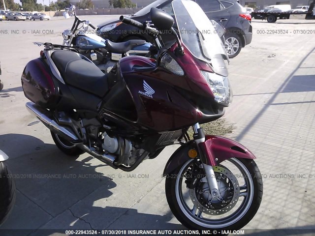 VTMRC5226AE001192 - 2010 HONDA NT700 V RED photo 1