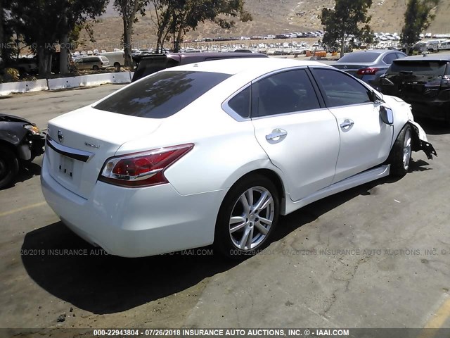 1N4BL3APXDC108505 - 2013 NISSAN ALTIMA 3.5S/3.5SV/3.5SL WHITE photo 4