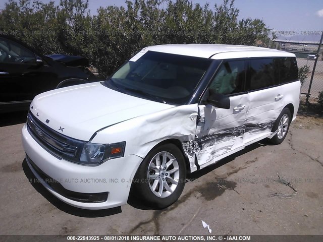 2FMGK5B85GBA14179 - 2016 FORD FLEX SE WHITE photo 2