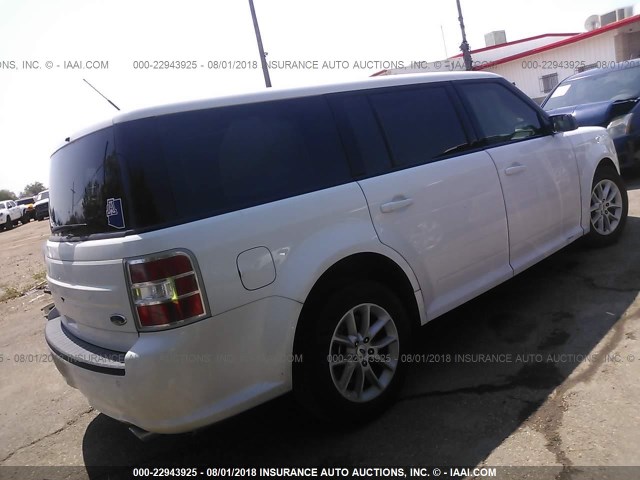 2FMGK5B85GBA14179 - 2016 FORD FLEX SE WHITE photo 4