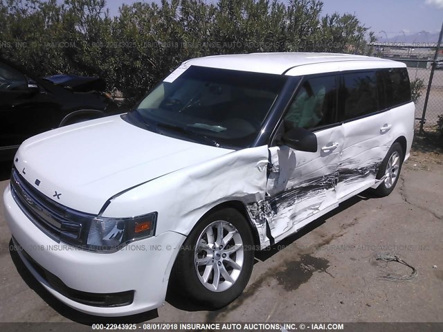 2FMGK5B85GBA14179 - 2016 FORD FLEX SE WHITE photo 6