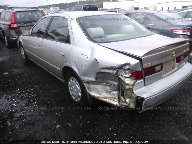 4T1BG22K0VU107169 - 1997 TOYOTA CAMRY CE/LE/XLE 金色 照片 6