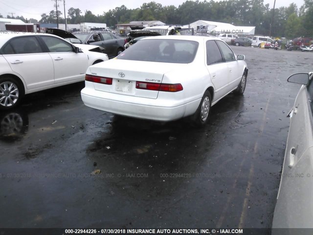 4T1BG28K6XU875359 - 1999 TOYOTA CAMRY CE/LE/XLE 白色 照片 4