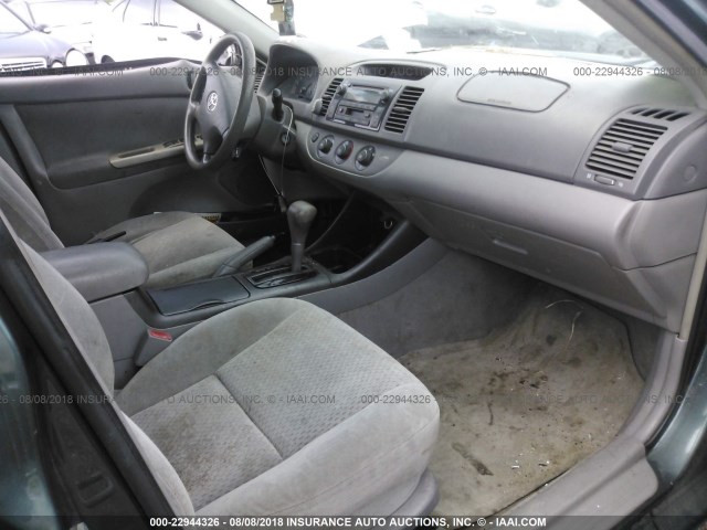 4T1BF32K43U556697 - 2003 TOYOTA CAMRY LE/XLE/SE Yaşıl foto 5