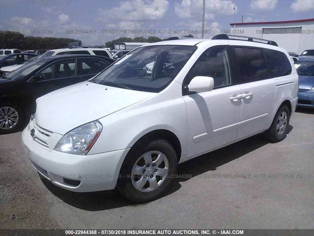 KNDMB233086254457 - 2008 KIA SEDONA EX/LX WHITE photo 2