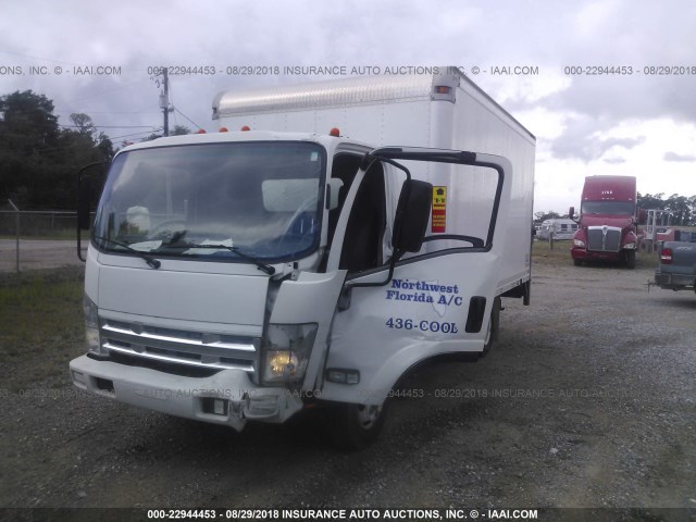 JALB4W178B7401400 - 2011 ISUZU NPR WHITE photo 2