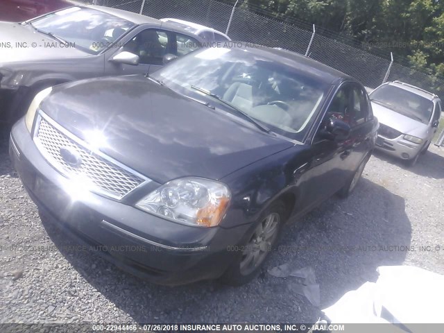 1FAHP24177G155780 - 2007 FORD FIVE HUNDRED SEL GRAY photo 2
