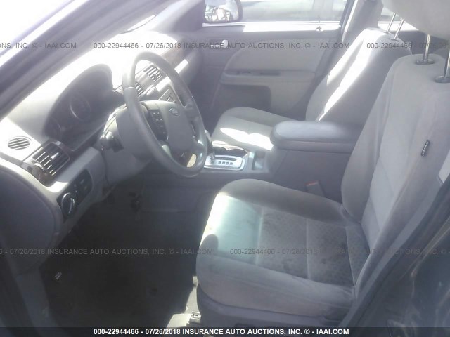 1FAHP24177G155780 - 2007 FORD FIVE HUNDRED SEL GRAY photo 5