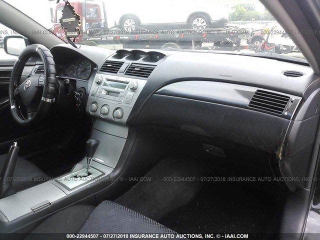 4T1CA38PX6U068946 - 2006 TOYOTA CAMRY SOLARA SE/SLE Qara foto 5