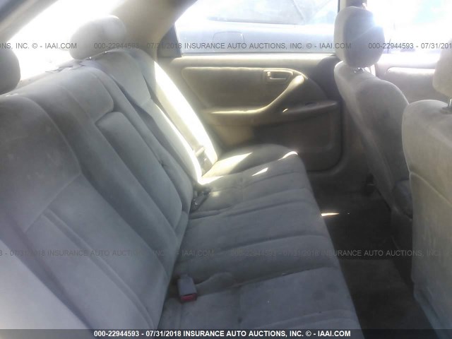 4T1BG22KXYU627352 - 2000 TOYOTA CAMRY CE/LE/XLE მწვანე ფოტო 8