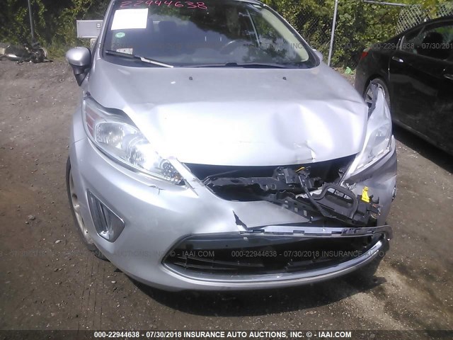 3FADP4CJ9CM176979 - 2012 FORD FIESTA SEL SILVER photo 6