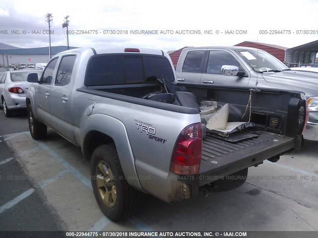 5TEMU52N48Z501920 - 2008 TOYOTA TACOMA DOUBLE CAB LONG BED SILVER photo 3