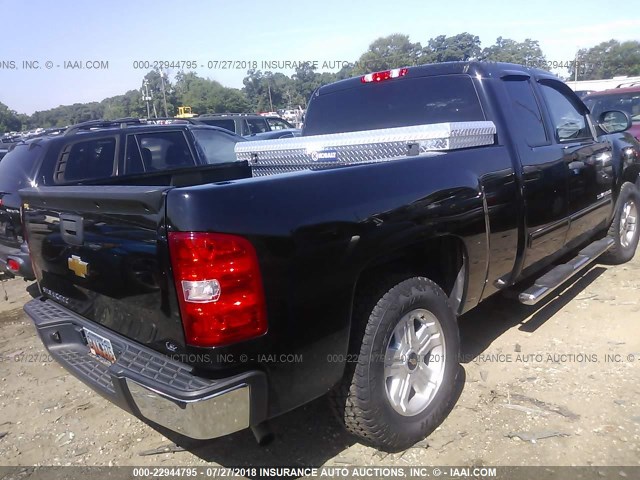 1GCRCREA7CZ325636 - 2012 CHEVROLET SILVERADO C1500  LS BLACK photo 4