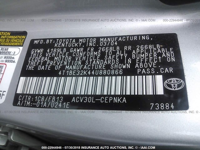 4T1BE32K44U880866 - 2004 TOYOTA CAMRY LE/XLE/SE 银色 照片 9