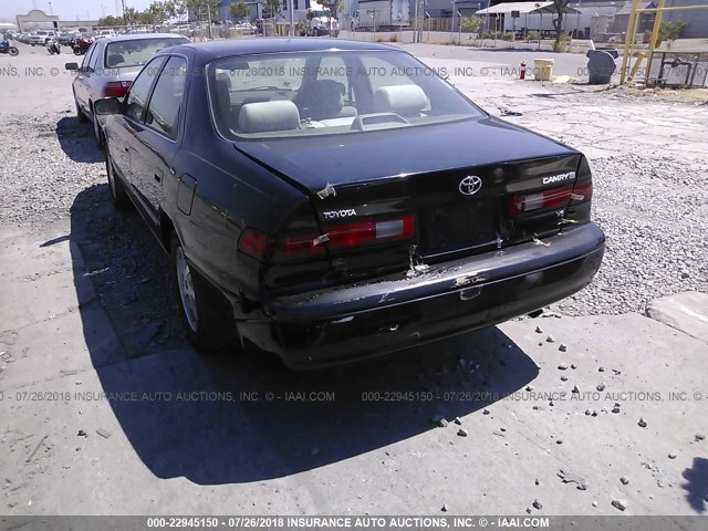 JT2BF22K1X0180738 - 1999 TOYOTA CAMRY LE/XLE BLACK photo 3